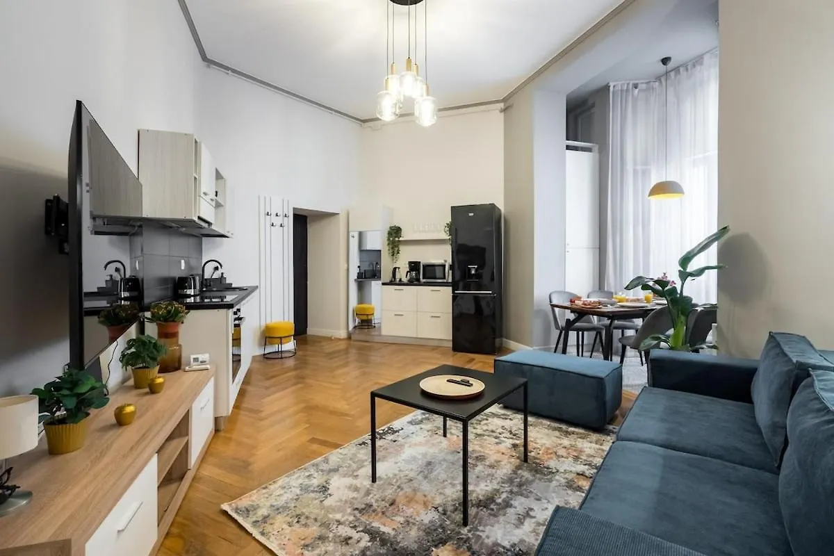 Superb 2Br Flat - Amzei Square Apartment Bucharest
